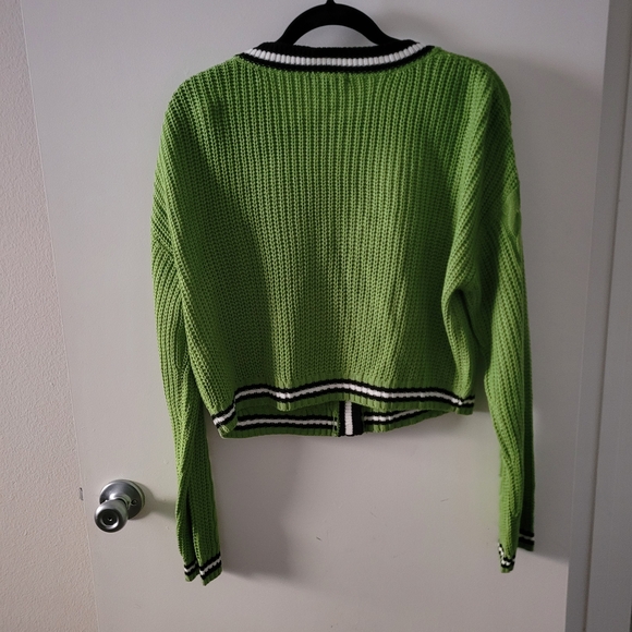 Fashion Nova Green Cardigan with Black and White Trim - Picture 4 of 4